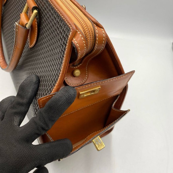 Bally Vintage Tote Bag (EUC) - Picture 5 of 17